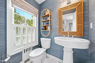 129 Bayview Ave, Amityville, NY 11701 - Photo 16