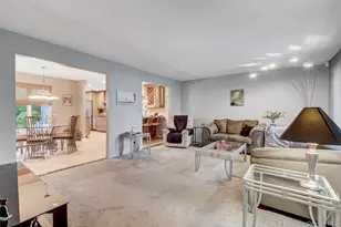 61 Gridley St, West Islip, NY 11795 - Photo 14