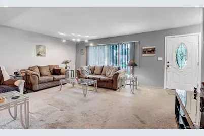 61 Gridley Street, West Islip, NY 11795 - Photo 16