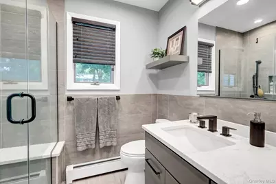 61 Gridley Street, West Islip, NY 11795 - Photo 28