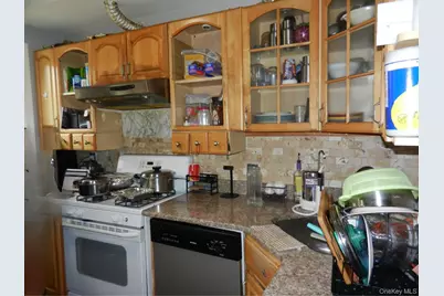 17220 111th Avenue, Jamaica, NY 11433 - Photo 16