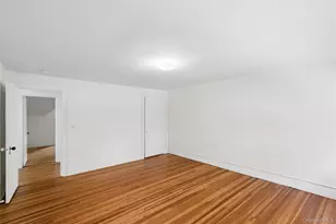 208A Wheatley Rd, Old Westbury, NY 11568 - Photo 28