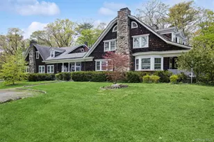 208A Wheatley Rd, Old Westbury, NY 11568 - Photo 34