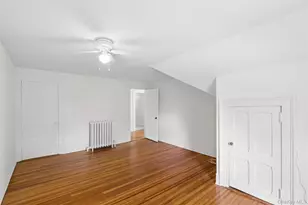 208A Wheatley Rd, Old Westbury, NY 11568 - Photo 26