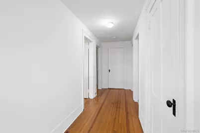 208A Wheatley Road, Old Westbury, NY 11568 - Photo 20