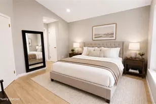 53 Village Cir E, Manorville, NY 11949 - Photo 8