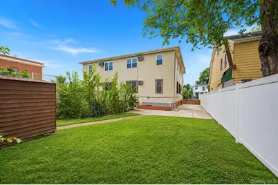 11705 145th Street, Jamaica, NY 11436 - Photo 4