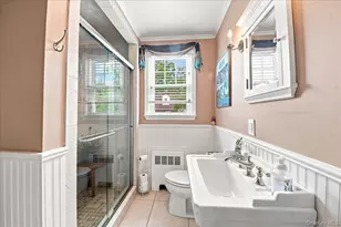 332 Kelly St, Hawthorne, NY 10532 - Photo 14