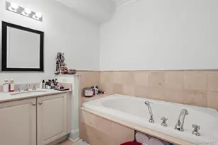 12 N Astor St, Irvington, NY 10533 - Photo 16