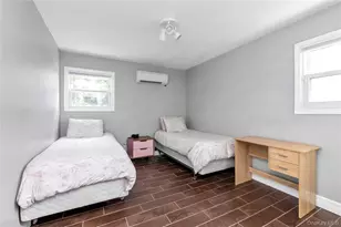 6-47 Jarvis Ave, Far Rockaway, NY 11691 - Photo 24
