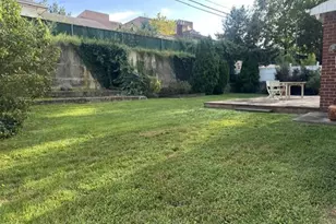 222-44 Garland Dr, Bayside, NY 11364 - Photo 22