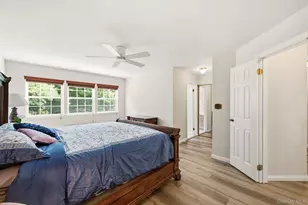 215 Fairfield Dr E, Holbrook, NY 11741 - Photo 18