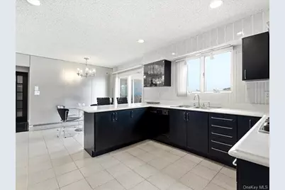 211 Whitewood Drive, Massapequa Park, NY 11762 - Photo 14