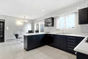211 Whitewood Dr, Massapequa Park, NY 11762 - Photo 14