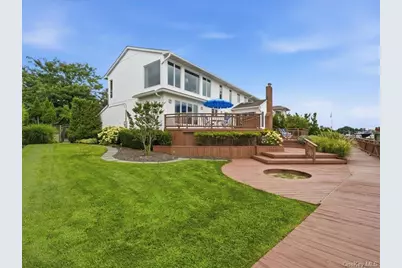 211 Whitewood Drive, Massapequa Park, NY 11762 - Photo 38