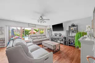 64 Mowbray Ave, Bay Shore, NY 11706 - Photo 16