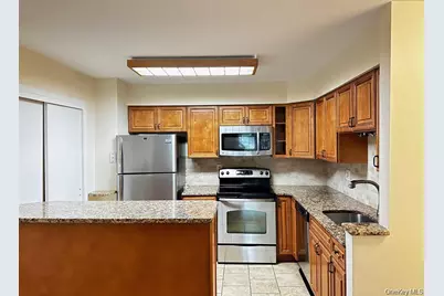 183 Sierra Vista Lane, Valley Cottage, NY 10989 - Photo 4