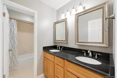 12 Linden Lane, Farmingville, NY 11738 - Photo 20