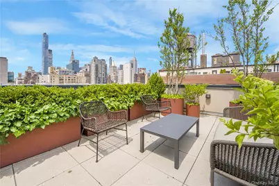 250 E 21st Street #9D, New York, NY 10010 - Photo 12