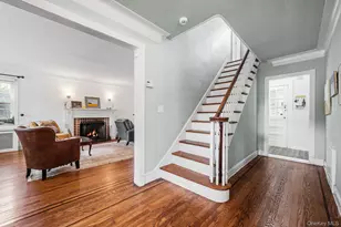 3 Demott Ave, Rockville Centre, NY 11570 - Photo 8