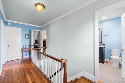 3 Demott Avenue, Rockville Centre, NY 11570 - Photo 20