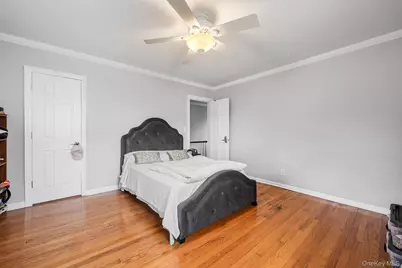 3 Demott Avenue, Rockville Centre, NY 11570 - Photo 24