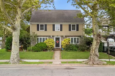 3 Demott Avenue, Rockville Centre, NY 11570 - Photo 2