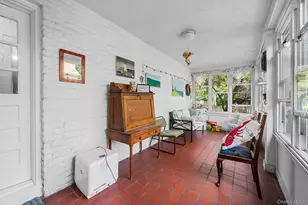 3 Demott Ave, Rockville Centre, NY 11570 - Photo 32