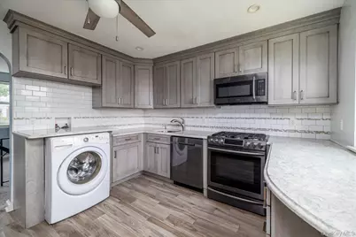 245-41B 77th Crescent #2nd Fl, Bellerose, NY 11426 - Photo 6