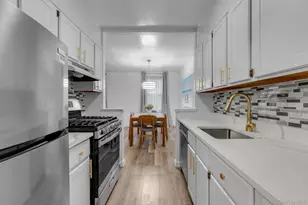 43-25 Douglaston Pkwy, Douglaston, NY 11363 - Photo 4