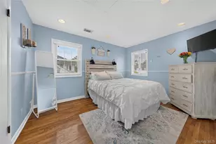 395 Bunker Dr, Oceanside, NY 11572 - Photo 14