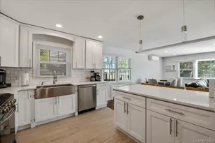 845 E Walnut St, Long Beach, NY 11561 - Photo 8