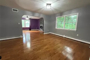 22 Dogwood Dr, Central Valley, NY 10917 - Photo 6