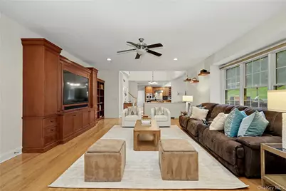 11 Faith Lane, Ardsley, NY 10502 - Photo 8