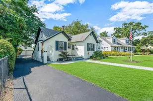 510 Secatogue Ave, Farmingdale, NY 11735 - Photo 2