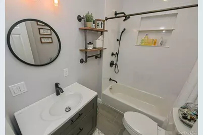 510 Secatogue Avenue, Farmingdale, NY 11735 - Photo 6