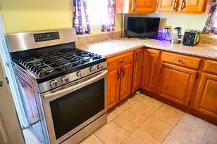 160-38 111th Ave, Jamaica, NY 11433 - Photo 6