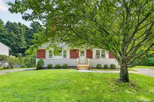31 Leslie Rd, Newburgh, NY 12550 - Photo 2