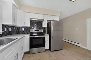 31 Leslie Rd, Newburgh, NY 12550 - Photo 12