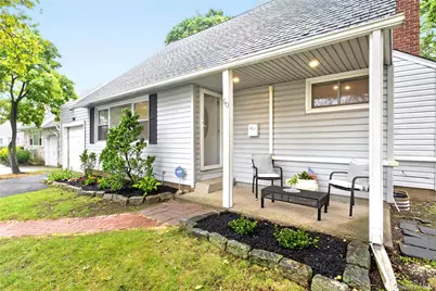50 Commander Avenue, Garden City, NY 11530 - Photo 4