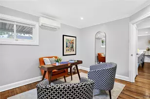 50 Commander Ave, Garden City, NY 11530 - Photo 18