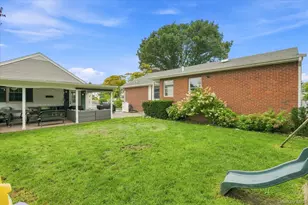 8 Anthony Marangiello St, Glen Cove, NY 11542 - Photo 32