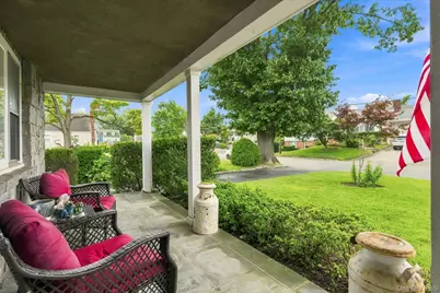 8 Anthony Marangiello Street, Glen Cove, NY 11542 - Photo 4