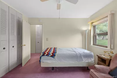 118 Knolls Drive, Stony Brook, NY 11790 - Photo 14