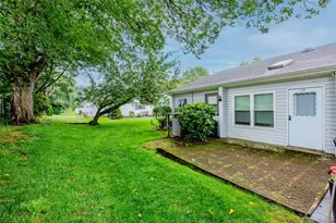 118 Knolls Dr, Stony Brook, NY 11790 - Photo 26