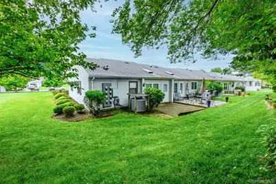 118 Knolls Drive, Stony Brook, NY 11790 - Photo 24