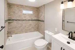 16 Jennifer Ct, Poughkeepsie, NY 12601 - Photo 8