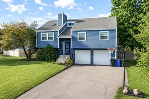 210 Dairy Ln, New Windsor, NY 12553 - Photo 2