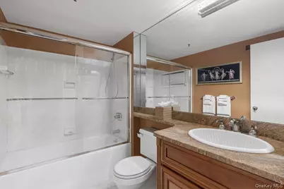 25 Rockledge Avenue #205, White Plains, NY 10601 - Photo 14