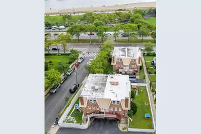 211 Beach 16th Street, Far Rockaway, NY 11691 - Photo 14